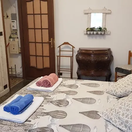 La Casa Di Bonnie & Clyde Genoa
