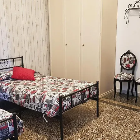 La Casa Di Bonnie & Clyde Apartmán *