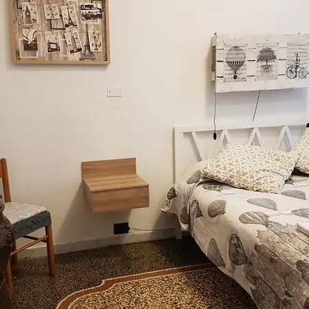 La Casa Di Bonnie & Clyde Genova
